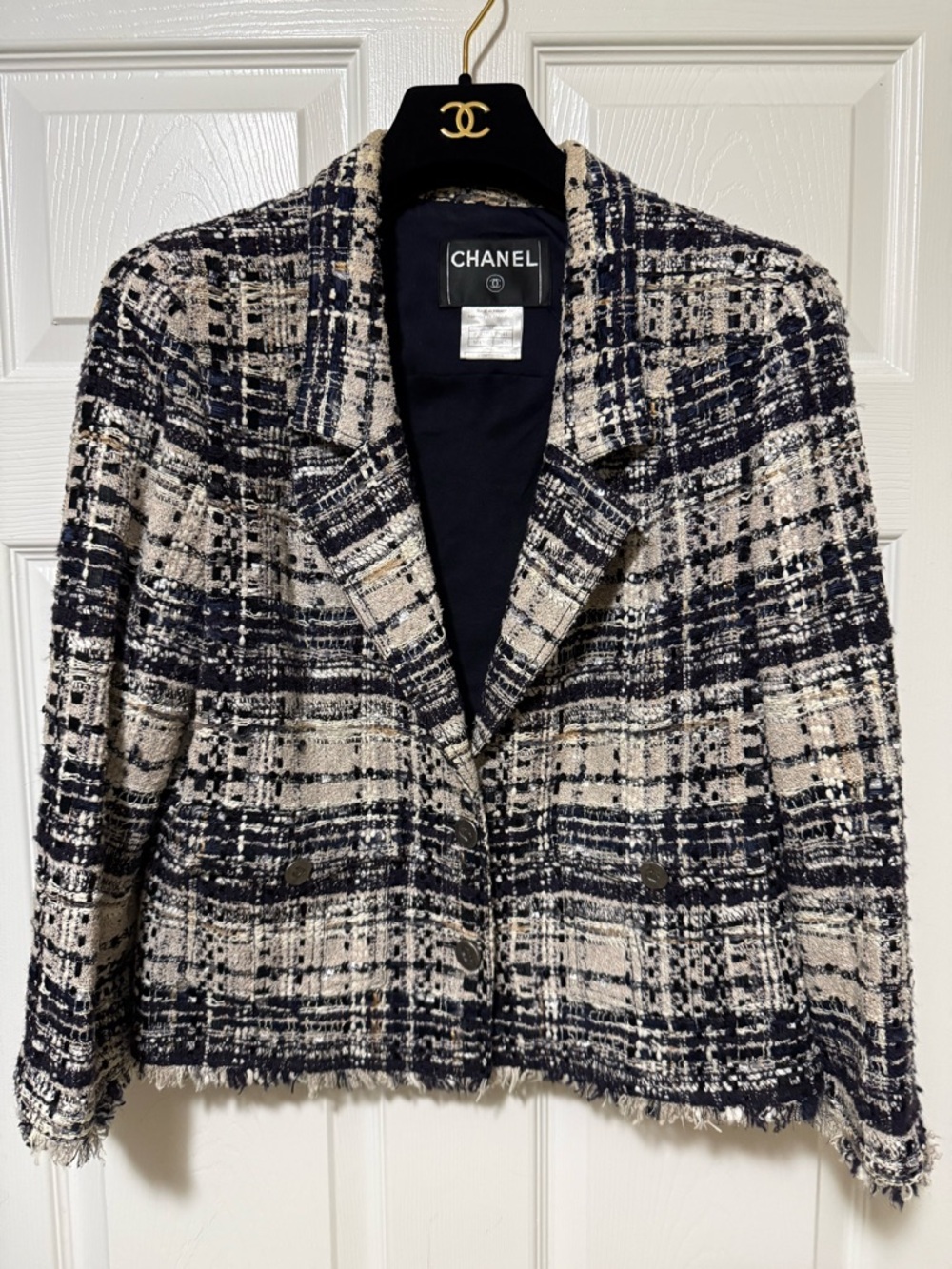 CHANEL ICONIC TWEED JACKET - Picture 2 of 11